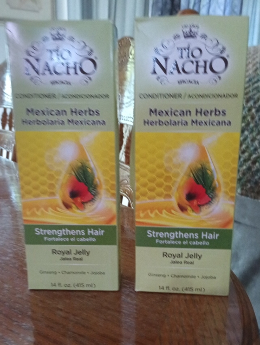 Mexican Herbs Royal Jelly Strengthening Conditioner - Yellow/Green
